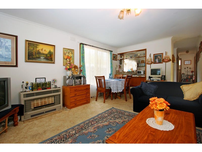 126 Eighth Avenue, Rosebud VIC 3939