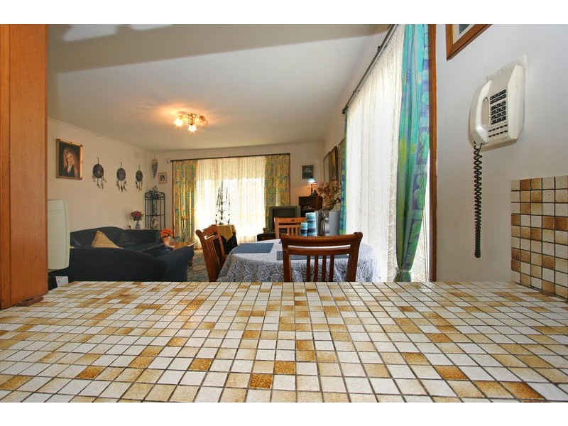 126 Eighth Avenue, Rosebud VIC 3939