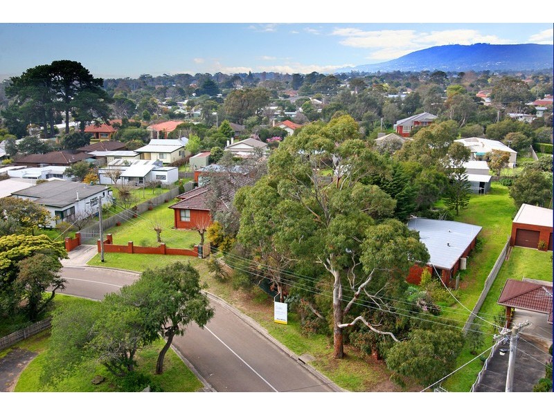 25 Capel Avenue, Rosebud West VIC 3940