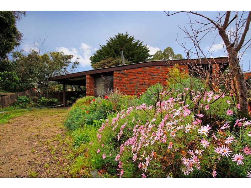 25 Capel Avenue, Rosebud West VIC 3940