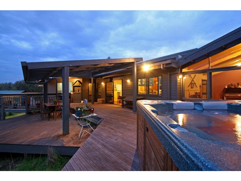 66 Placadena Road, St Andrews Beach VIC 3941