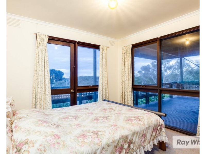 8 Croanna Street, Rye VIC 3941