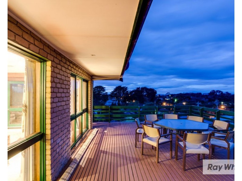 8 Croanna Street, Rye VIC 3941