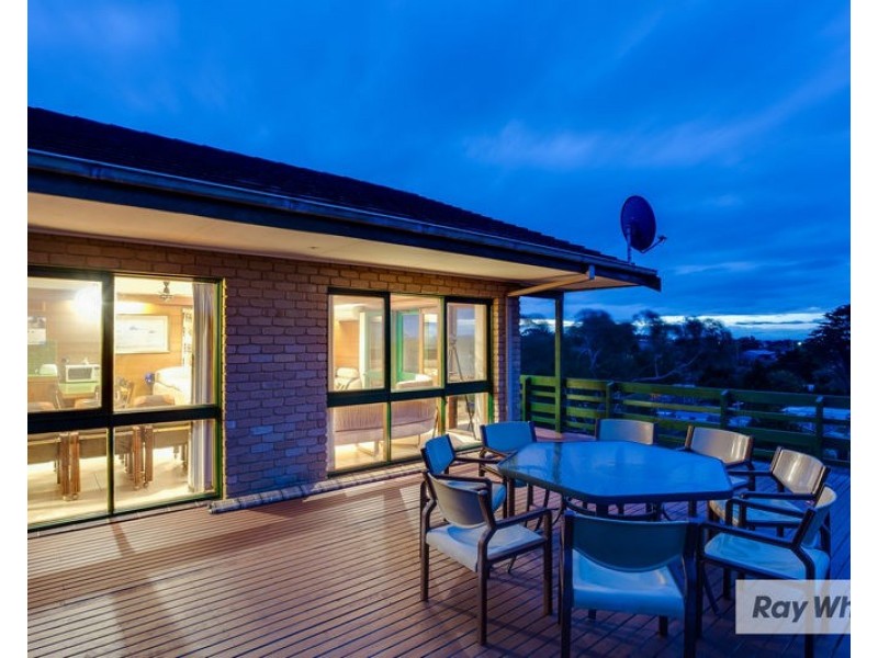 8 Croanna Street, Rye VIC 3941