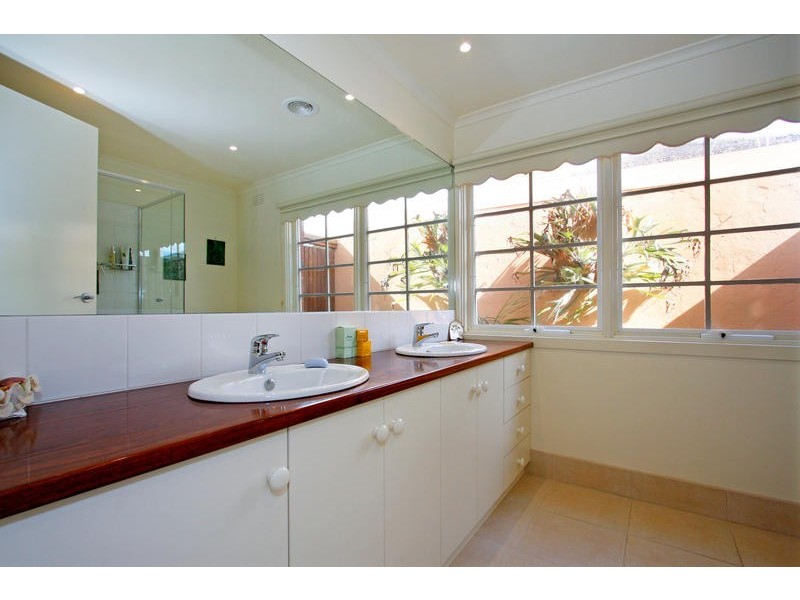 4 Albany Court, Sorrento VIC 3943