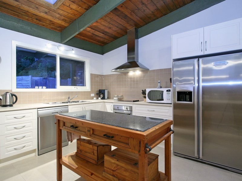 384 Sandy Road, St Andrews Beach VIC 3941