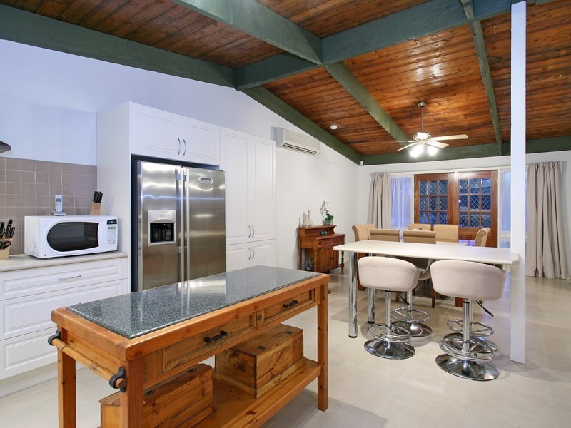 384 Sandy Road, St Andrews Beach VIC 3941