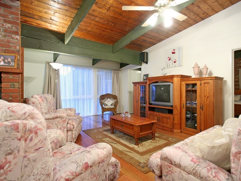 384 Sandy Road, St Andrews Beach VIC 3941