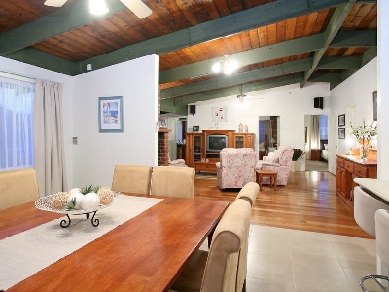 384 Sandy Road, St Andrews Beach VIC 3941