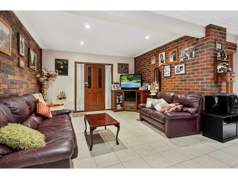 8 Nalong Street, Rye VIC 3941