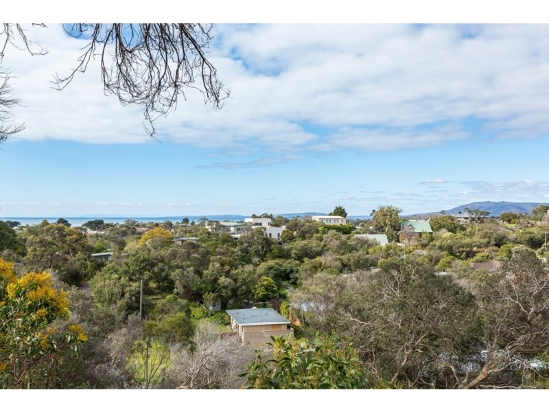 36 Valley Drive, Rye VIC 3941