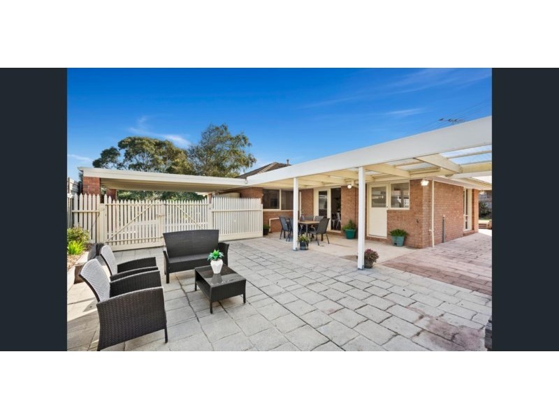 8 Fiona Court, Mount Martha VIC 3934