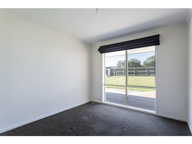 8 Nero Avenue, St Andrews Beach VIC 3941