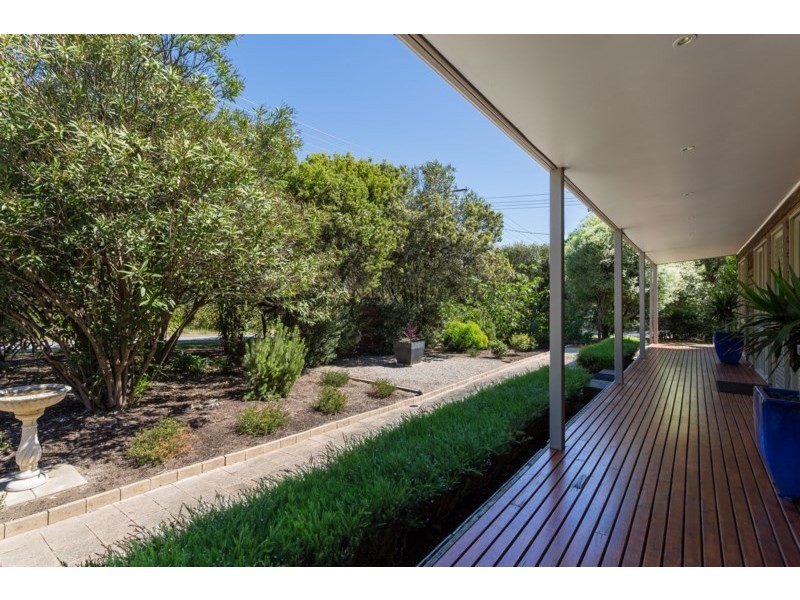 2 Clematis Court, Rye VIC 3941