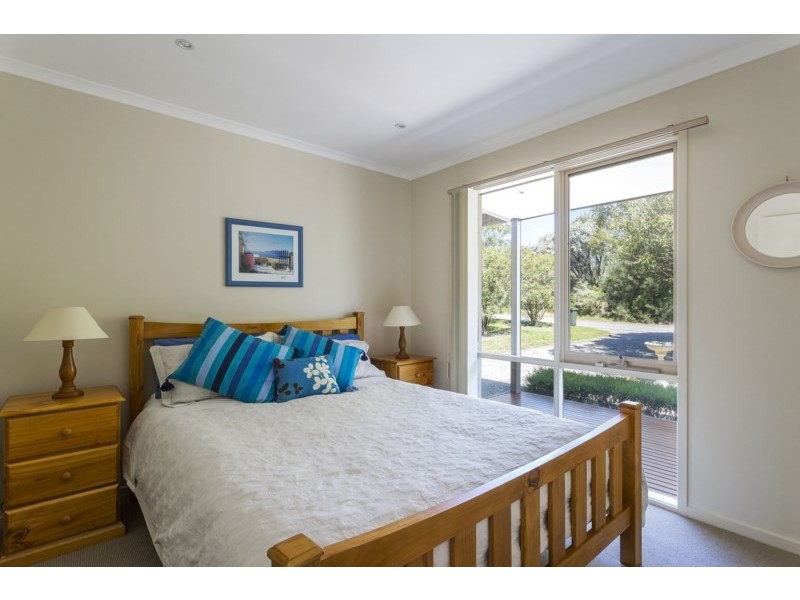 2 Clematis Court, Rye VIC 3941