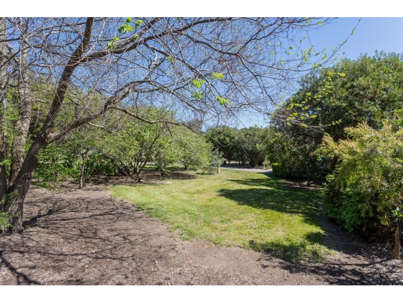 2 Clematis Court, Rye VIC 3941