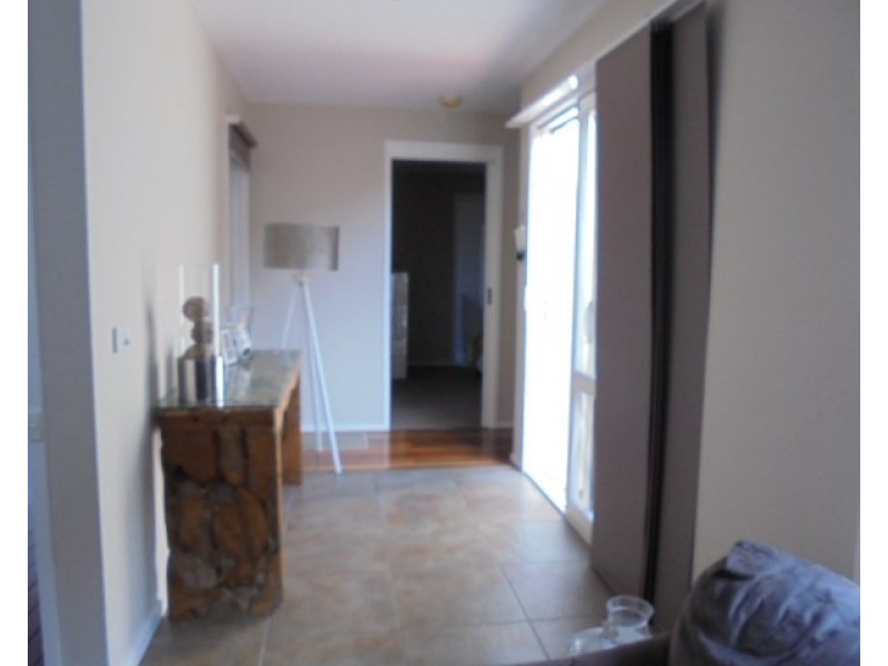 18 Peter Street, Rye VIC 3941