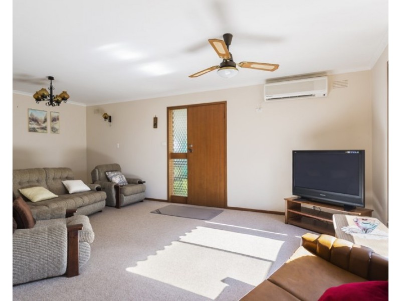 5 Hillview Avenue, Rye VIC 3941