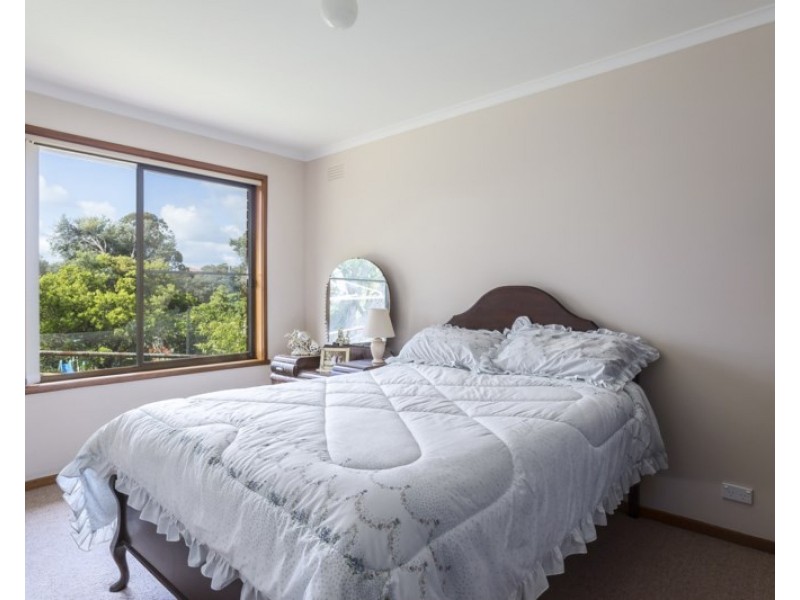 5 Hillview Avenue, Rye VIC 3941