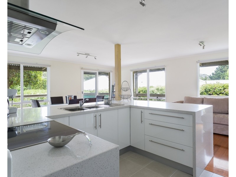 18 Yerlata Court, Portsea VIC 3944