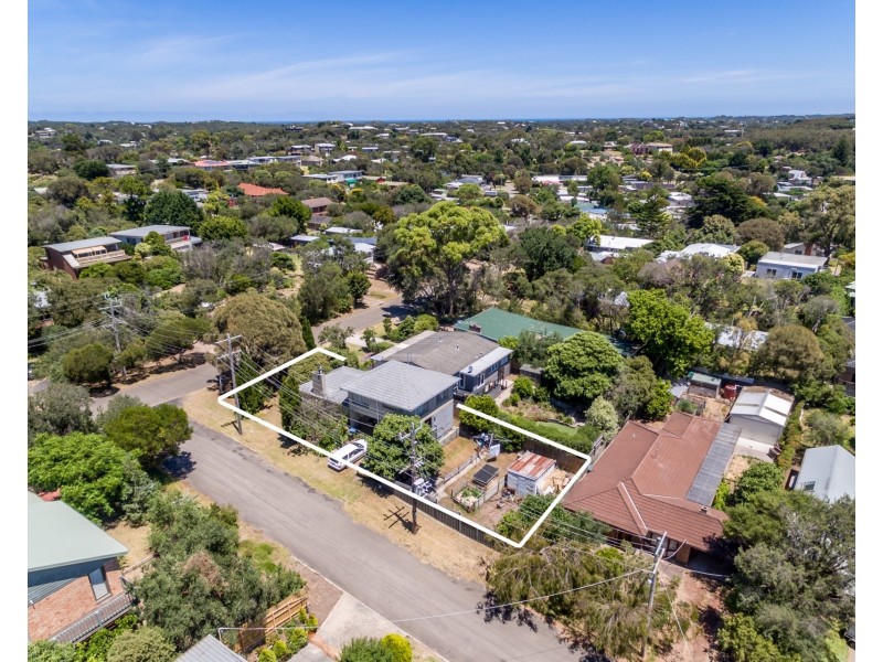 2 Eva Street, Rye VIC 3941