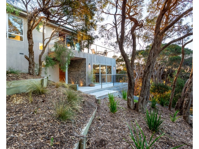 15 Nalong Street, Rye VIC 3941