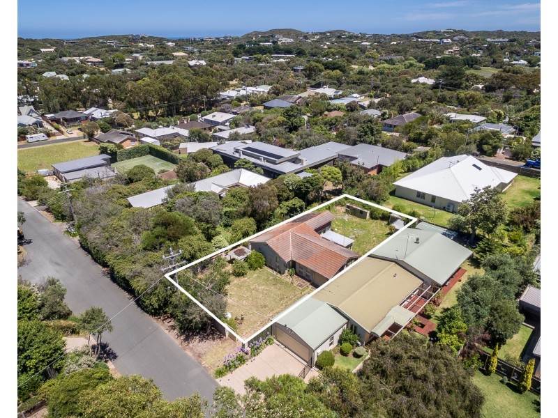 68 Wattle Grove, Portsea VIC 3944