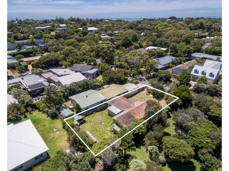 68 Wattle Grove, Portsea VIC 3944