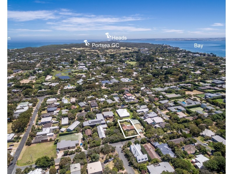 68 Wattle Grove, Portsea VIC 3944