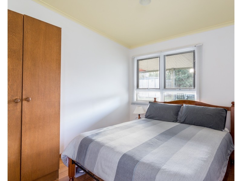 64 Leon Avenue, Rosebud VIC 3939