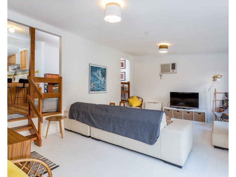 64 Leon Avenue, Rosebud VIC 3939