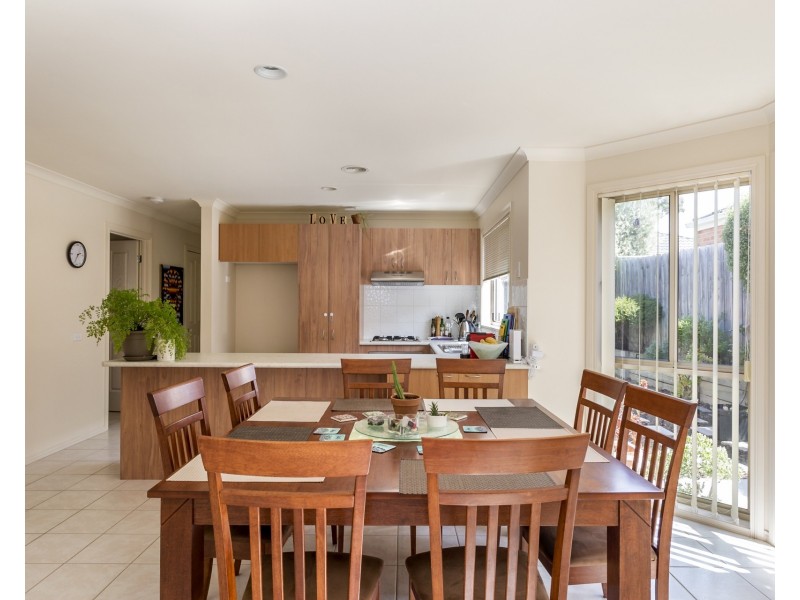 39 Meadow Crest Circuit, Mount Martha VIC 3934