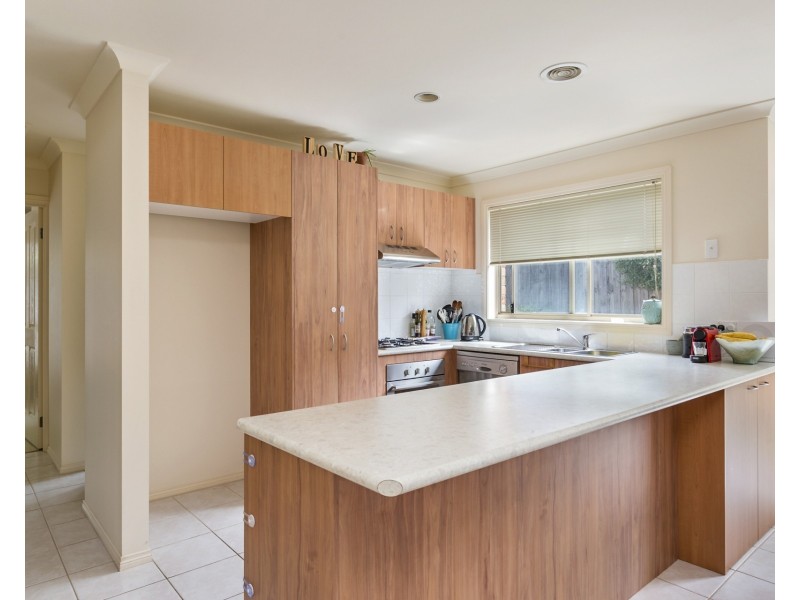 39 Meadow Crest Circuit, Mount Martha VIC 3934