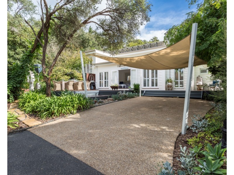 16 Clematis Court, Rye VIC 3941