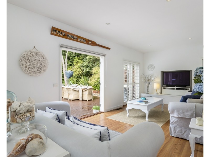 16 Clematis Court, Rye VIC 3941