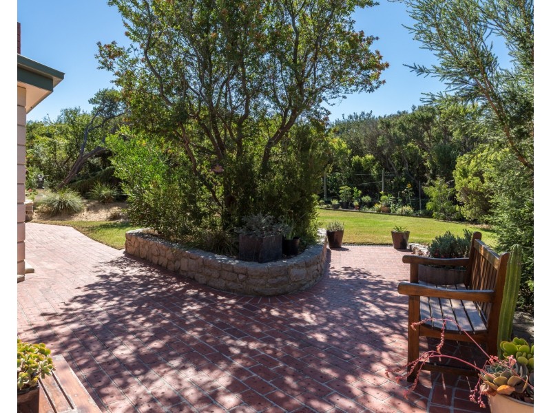 2 Wunda Court, St Andrews Beach VIC 3941