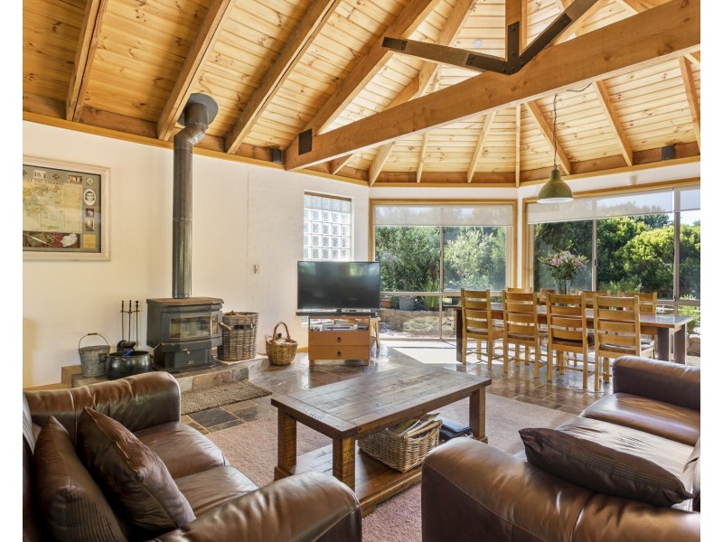 2 Wunda Court, St Andrews Beach VIC 3941