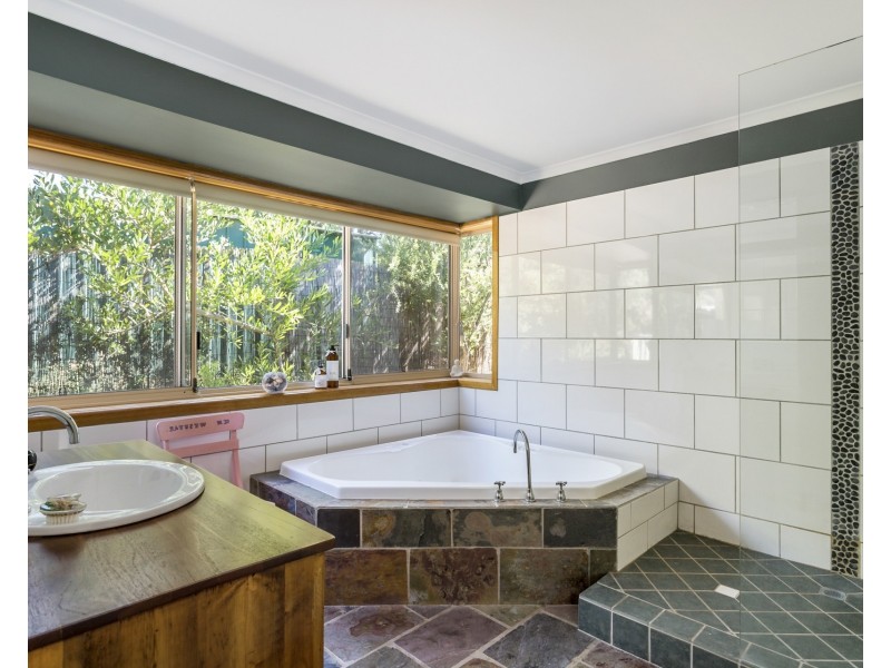 2 Wunda Court, St Andrews Beach VIC 3941