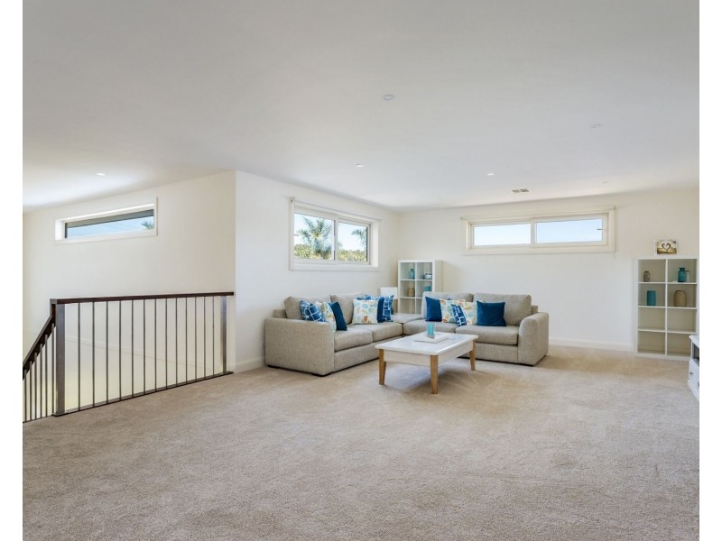 4 Daly Avenue, Rye VIC 3941