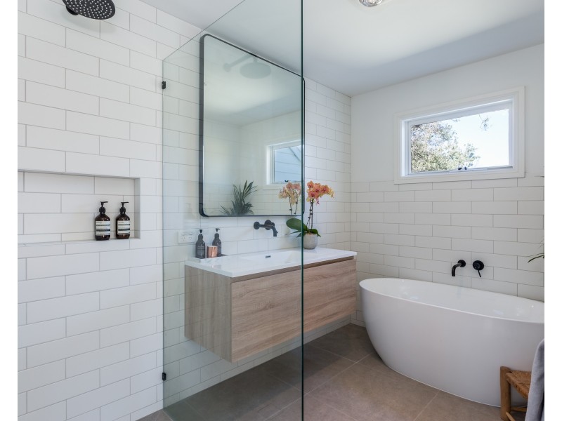 24 Anthony Court, Rye VIC 3941