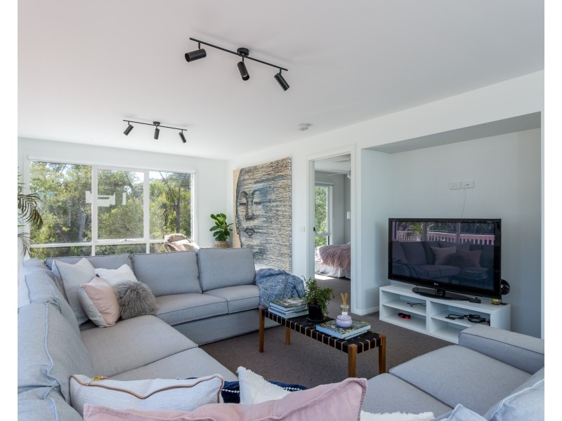 24 Anthony Court, Rye VIC 3941