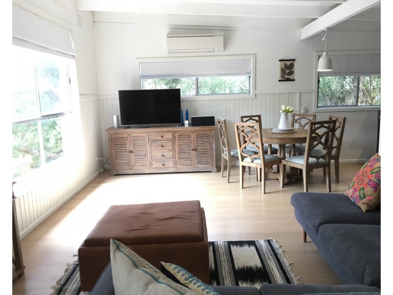 33 Seaview Street, Blairgowrie VIC 3942