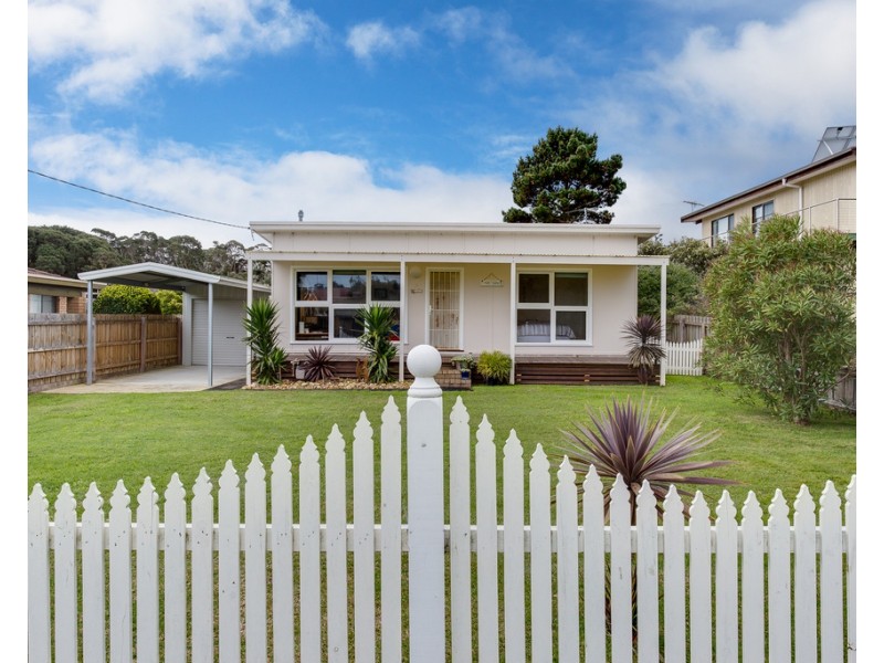 10 Kooringal Road, Blairgowrie VIC 3942