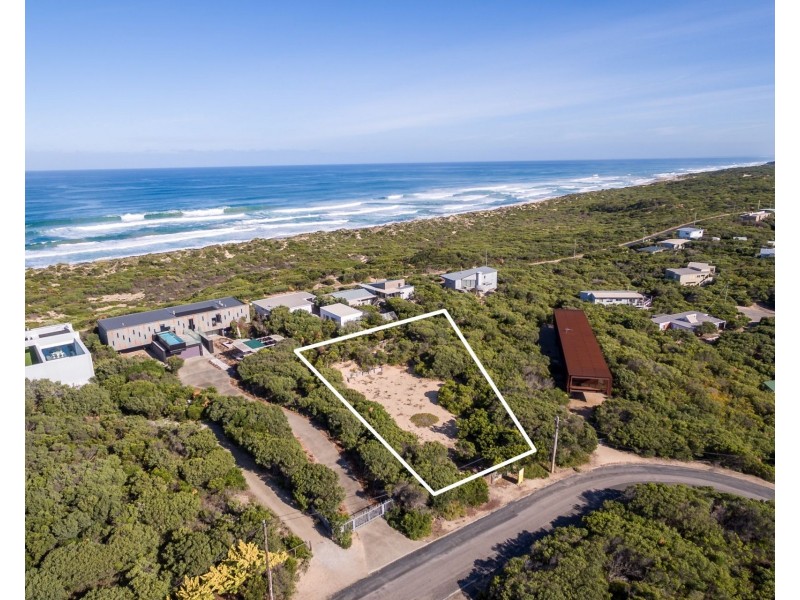 48 Constantine Avenue, St Andrews Beach VIC 3941