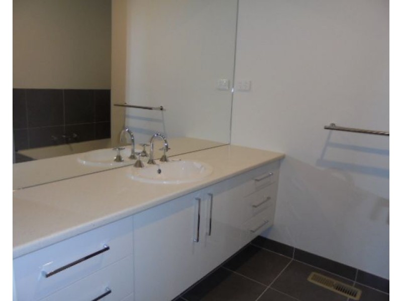 4/31 Mt Arthur Avenue, Rosebud VIC 3939