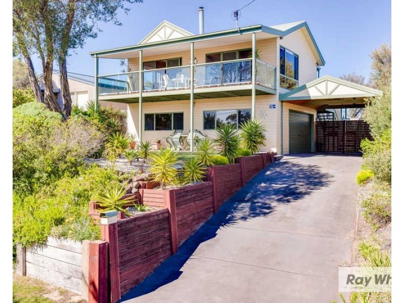 4 Byahamee Street, Rye VIC 3941