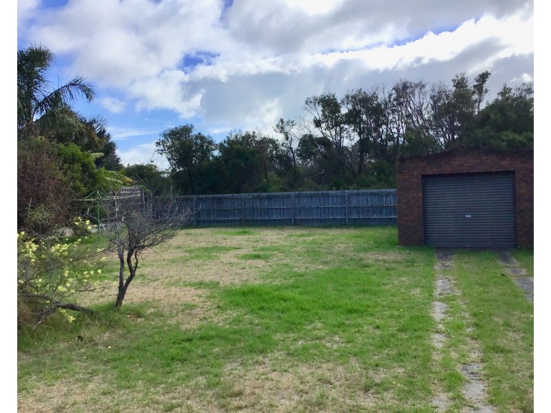 8 Williamson Street, Tootgarook VIC 3941