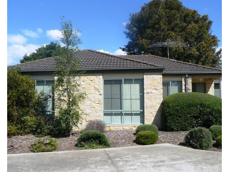 8/128 Salmon Street, Hastings VIC 3915