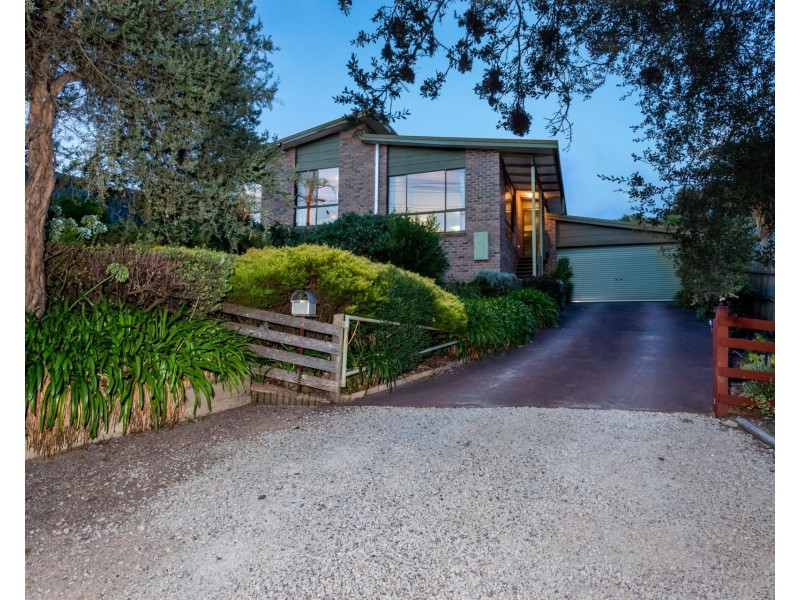 16 Kuringai Road, Tootgarook VIC 3941