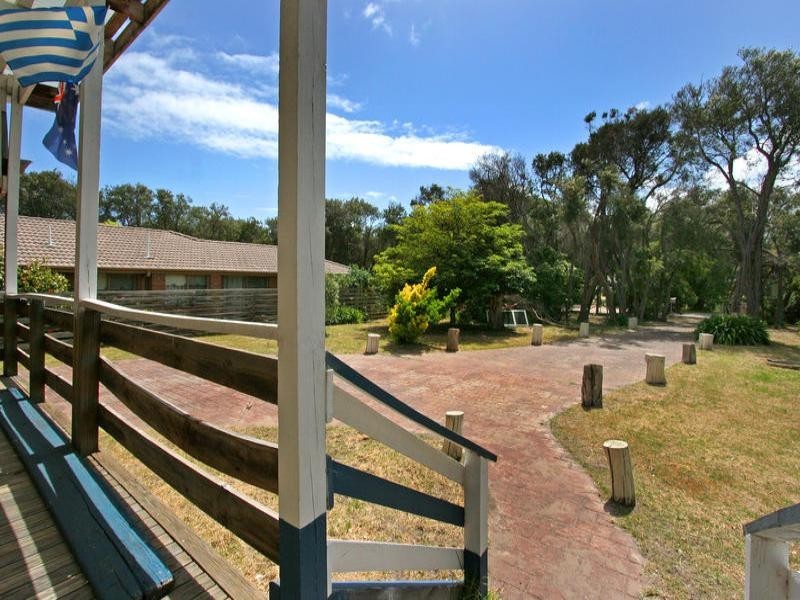 39 Maine Street, Tootgarook VIC 3941